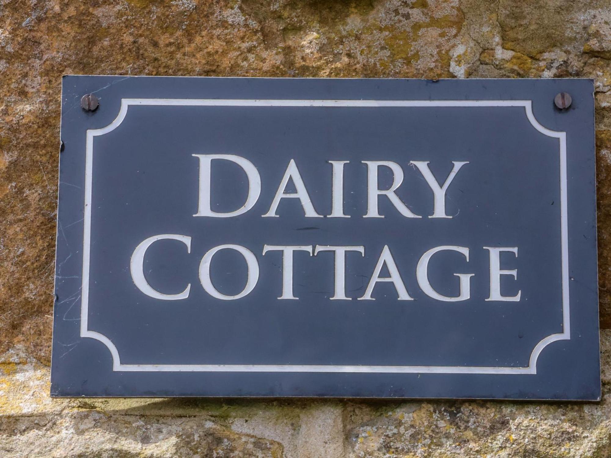 Dairy Cottage Staintondale Exterior photo